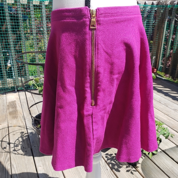 Awesome Victoria's Secret bright pink skirt - Picture 3 of 3